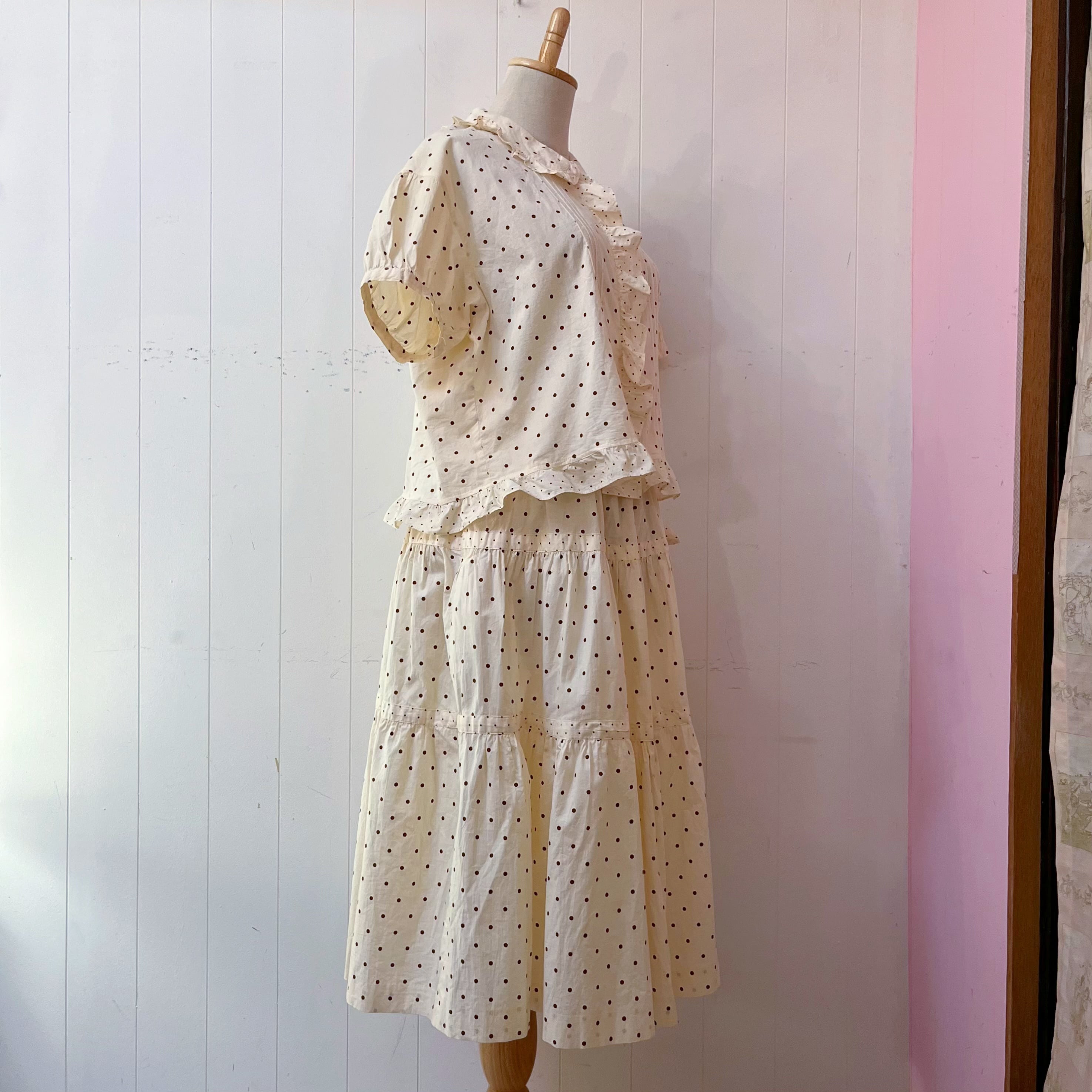 cream brown dot blouse & skirt set up