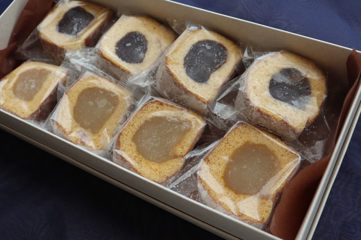 ひとくちかすまき8個入り | パティスリーオオムラ