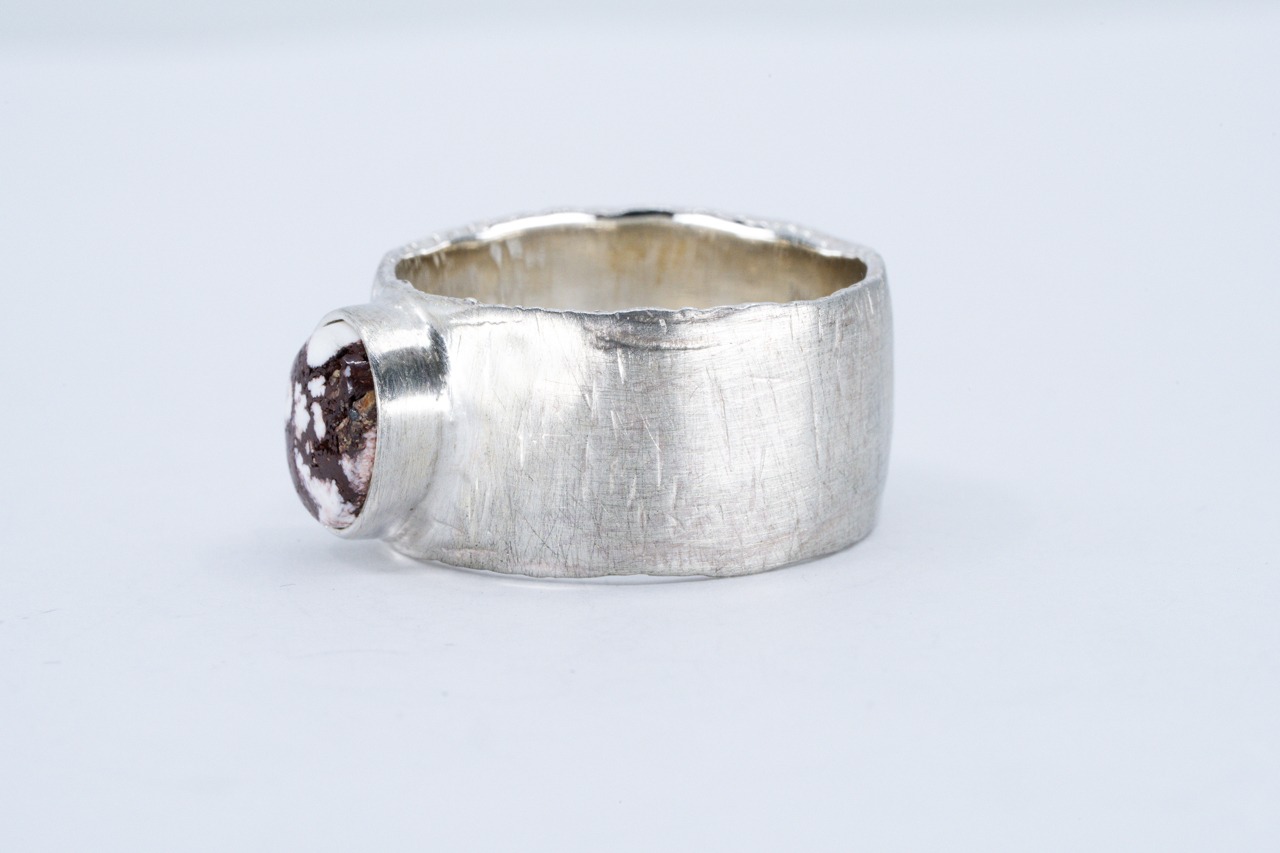 R-110 Bark Ring(L) wild horse