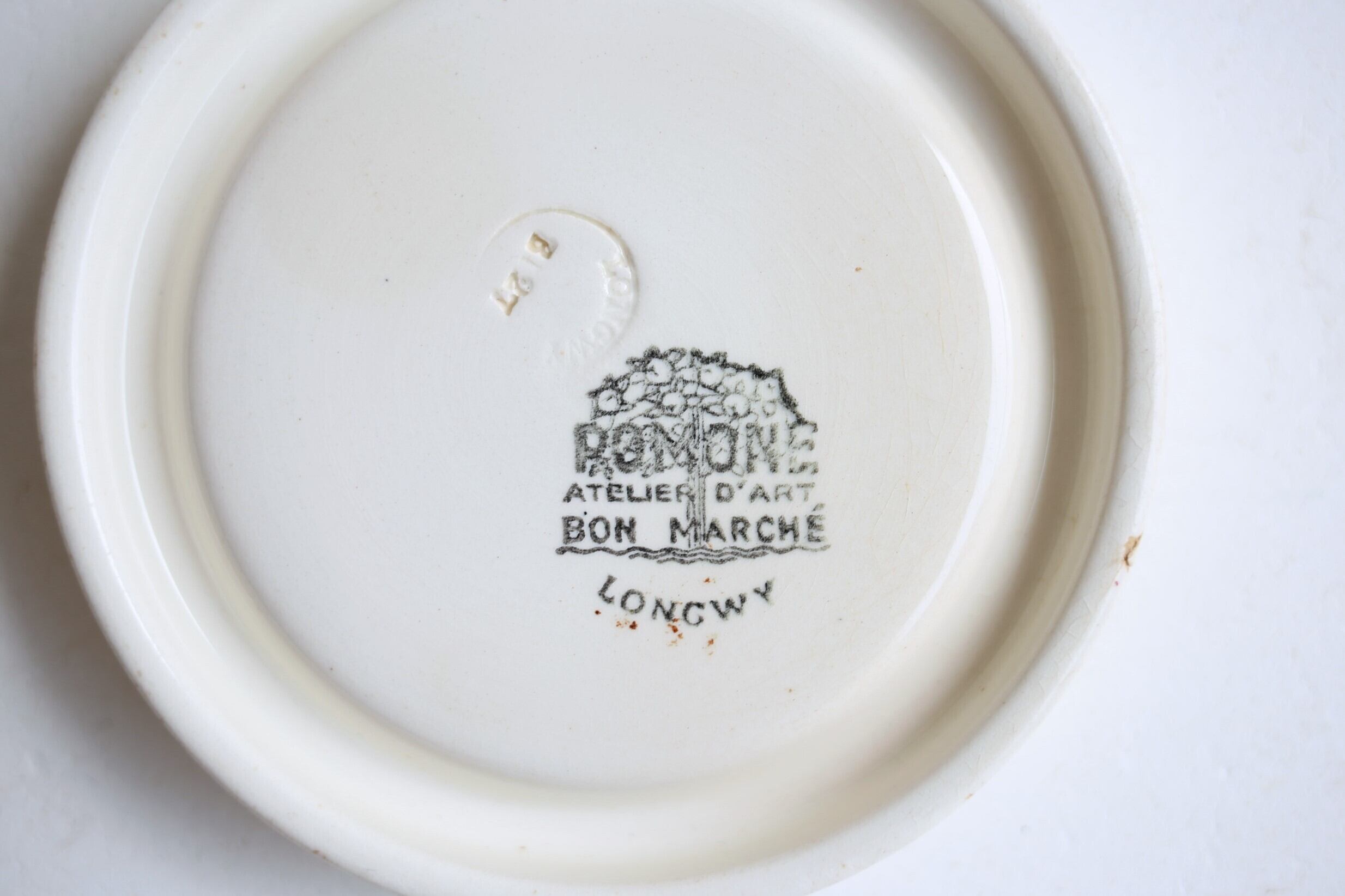 フランス アンティーク 『AU BON MARCHE』LONGWY窯 陶器 灰皿 N-05531