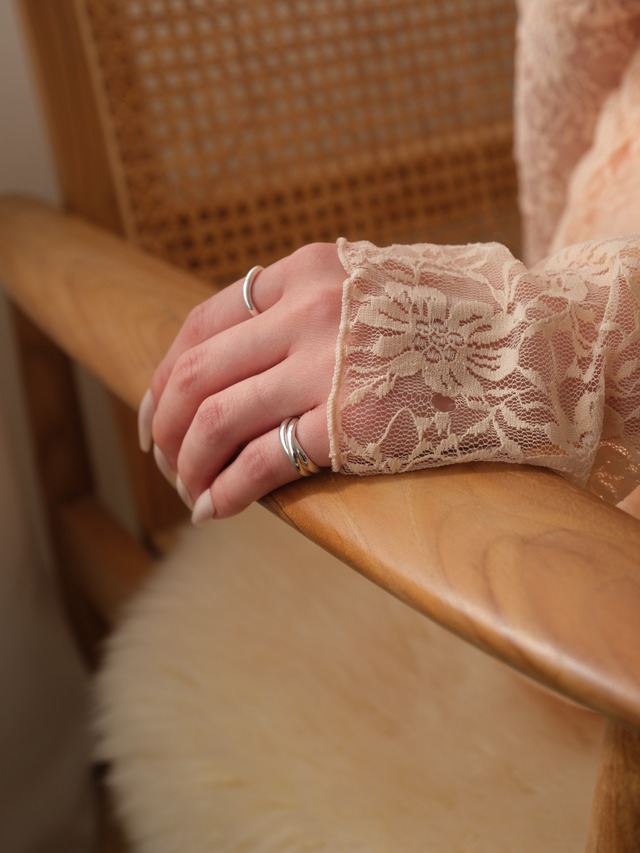 25s-F61 [pinkie ring]