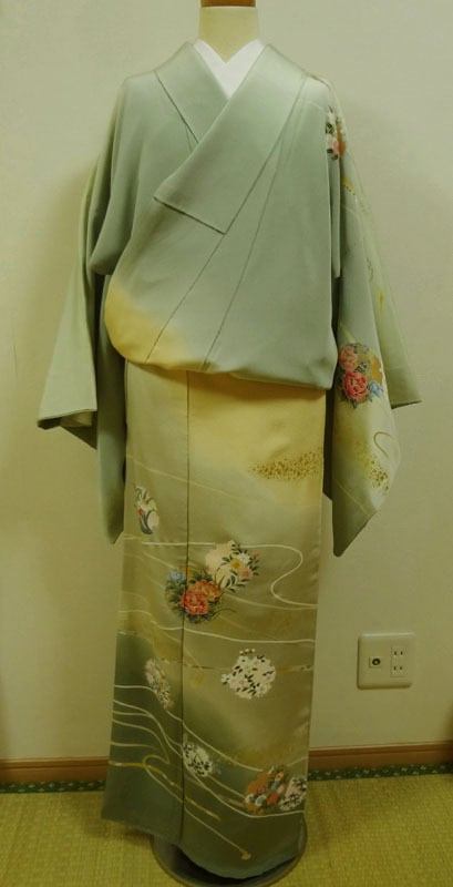 訪問着・付け下げ・色無地 | アンティーク・リサイクルきもの ひとひら