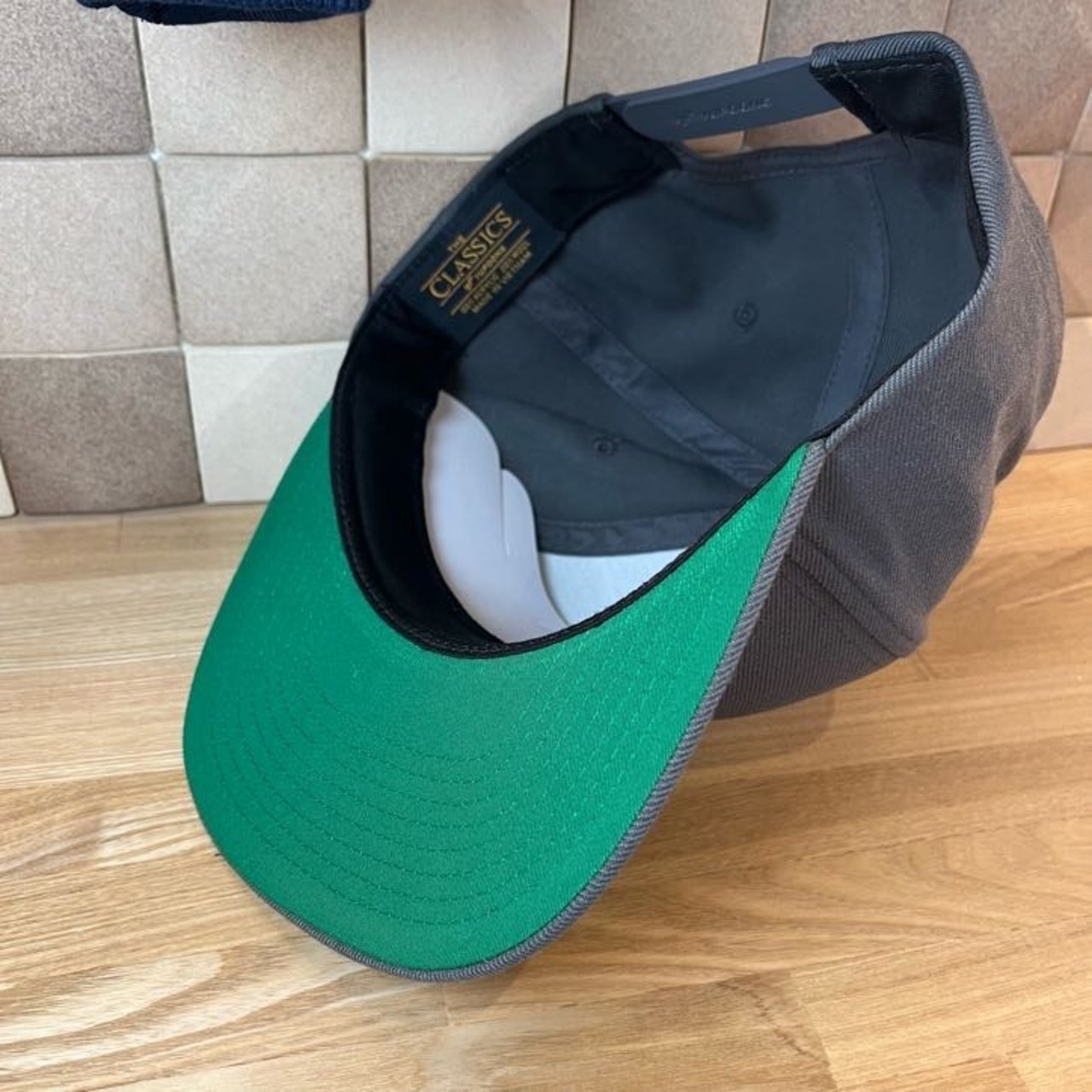 【ICUPANI】オリジナルブランド　キャップ　グレー