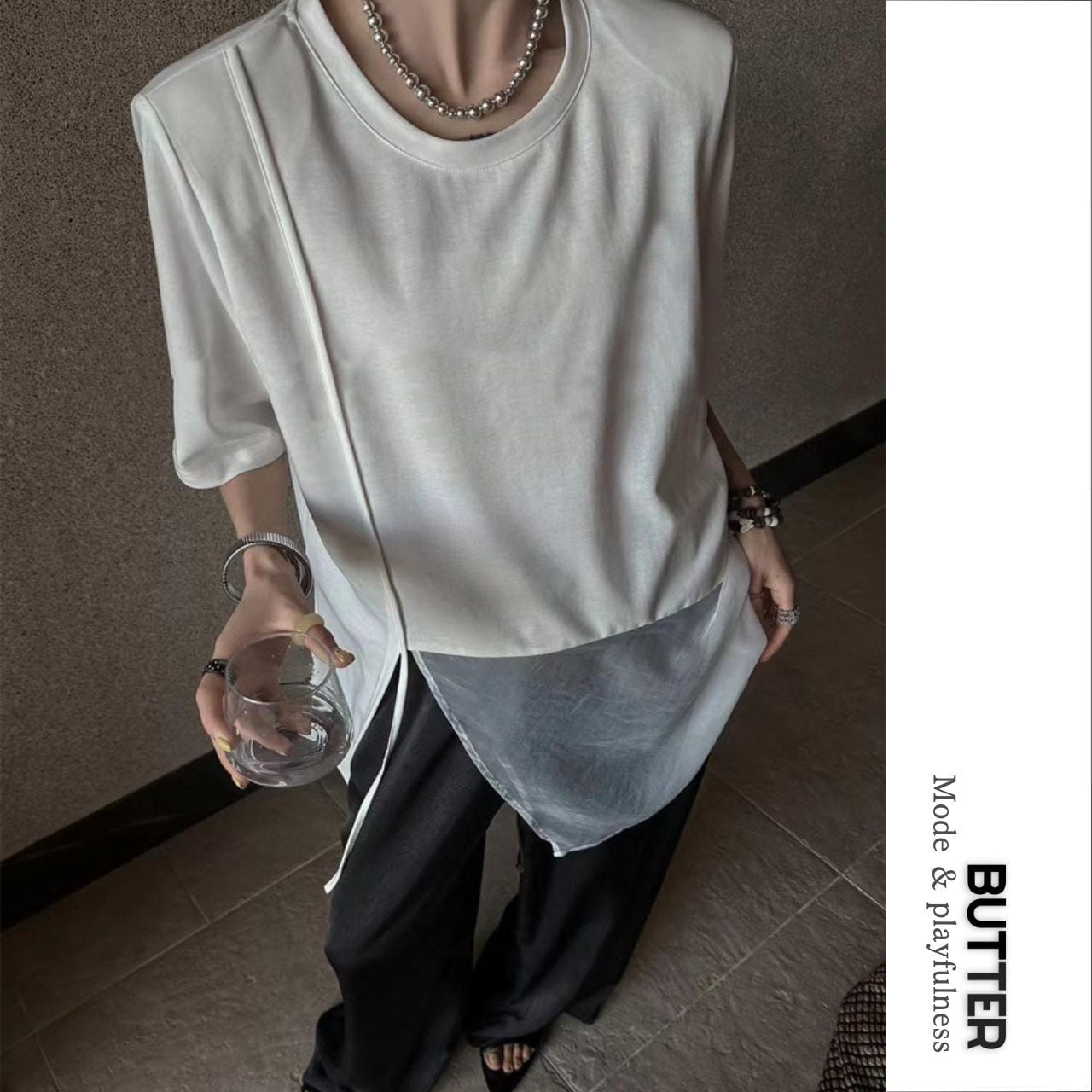 Layered Hem Short T-shirt 01220