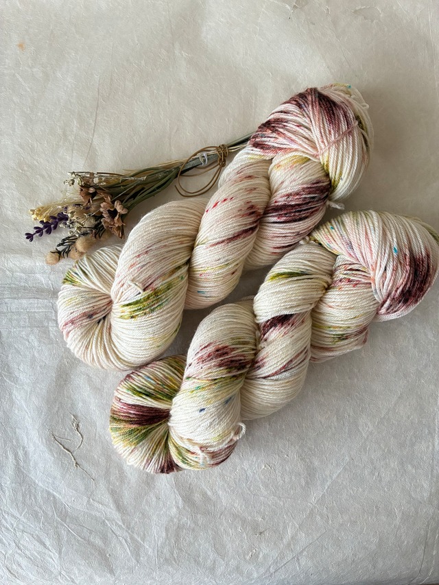 【受注販売: 10月中旬〜下旬に順次発送】花束（meriyasu fingering, meriyasu sock, meriyasu BFL) 画像