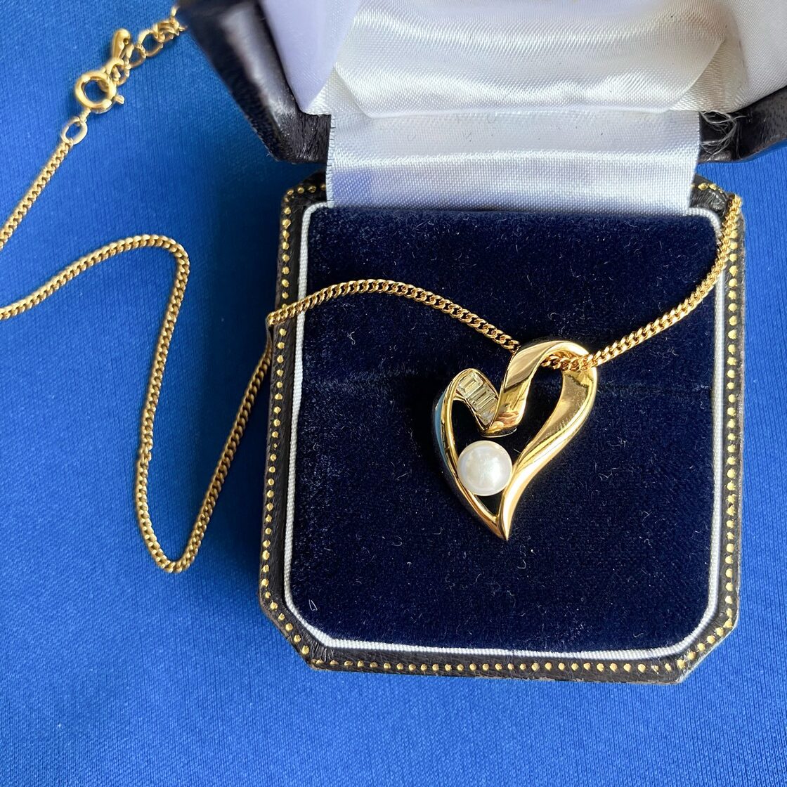 BALMAIN PARIS” gold pearl & rhinestone necklace[n-451]ヴィンテージ 