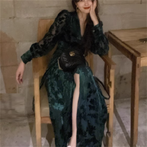 【送料無料】 ドレスデート ロングドレス 衣装 パーティドレス カラードレス ロング マキシ 長袖 Vネック Aライン フレア 異素材切り替え ドッキング 透け感 シースルー 薄手生地 エレガント 可愛い 大人可愛い きれいめ シンプル カジュアル シック コンサバ 華やか 大人 上品 おしゃれ お洒落 レトロ 主役級 こなれ感 高見え 高級感 フェミニン 花柄 秋 20代 30代 40代 女性用 お出かけ 女子会 お呼ばれ 休日 お茶会 入学式 入園式 結婚式 二次会 パーティ 演奏会 ファッション