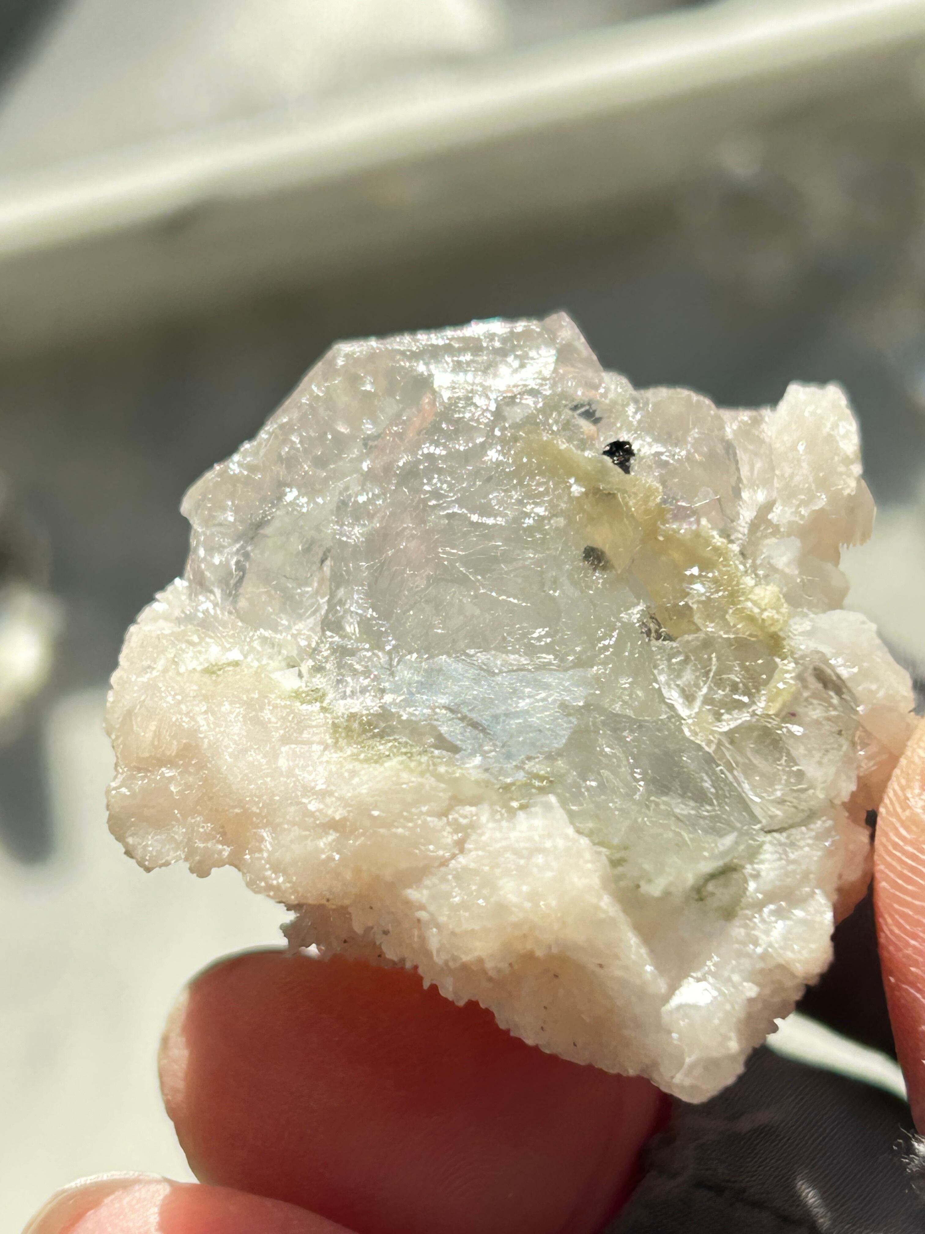 ヤオガンシャンカルサイト共生「セルリアンブルー」フローライト