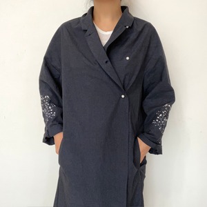 [ Ladies ] カスミソウ刺繍ライトコート -dark navy- 梅雨寒軽量アウター