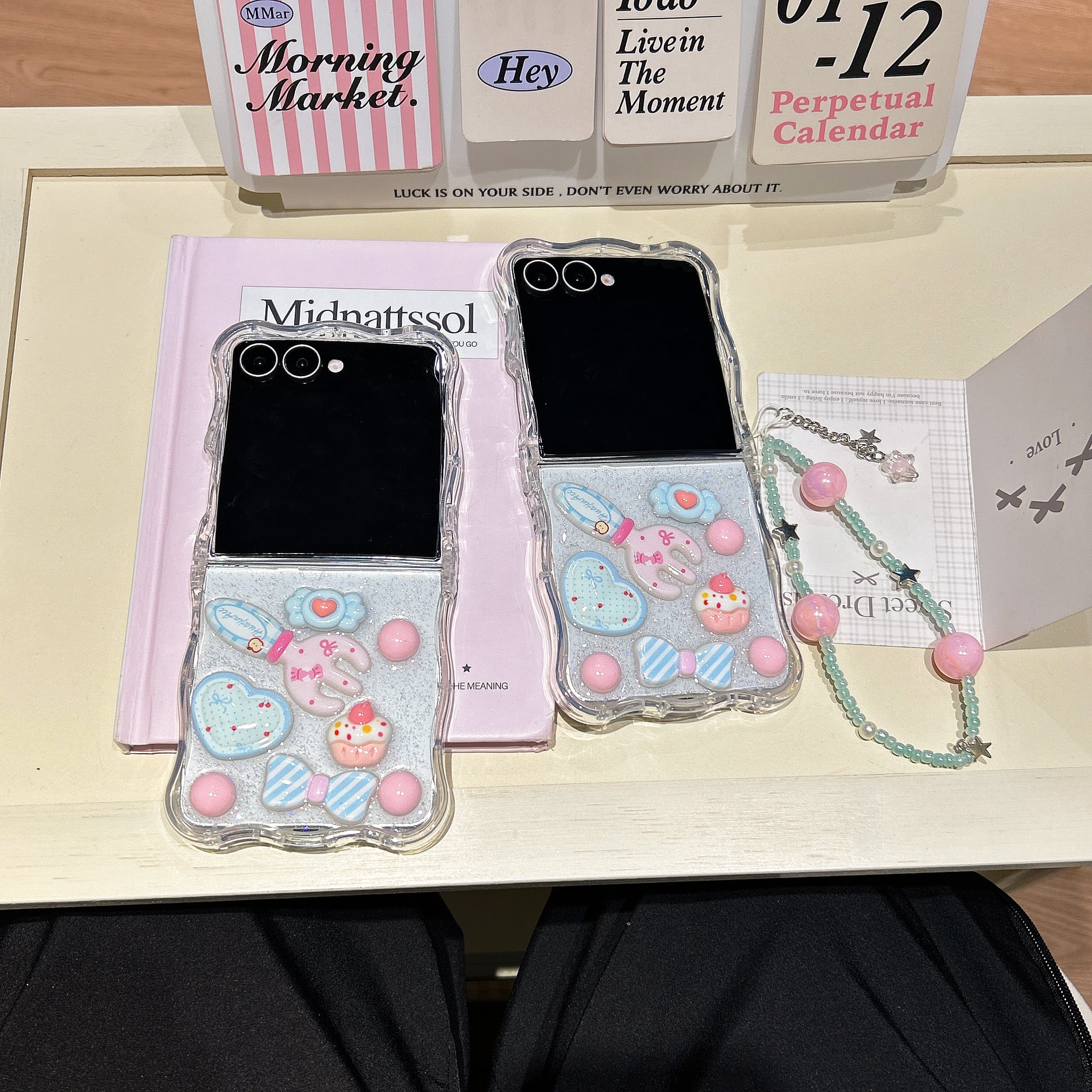 透明感 Galaxy Z Flip 7 6 5 4 3 ケース ウエーブフレーム かわいい