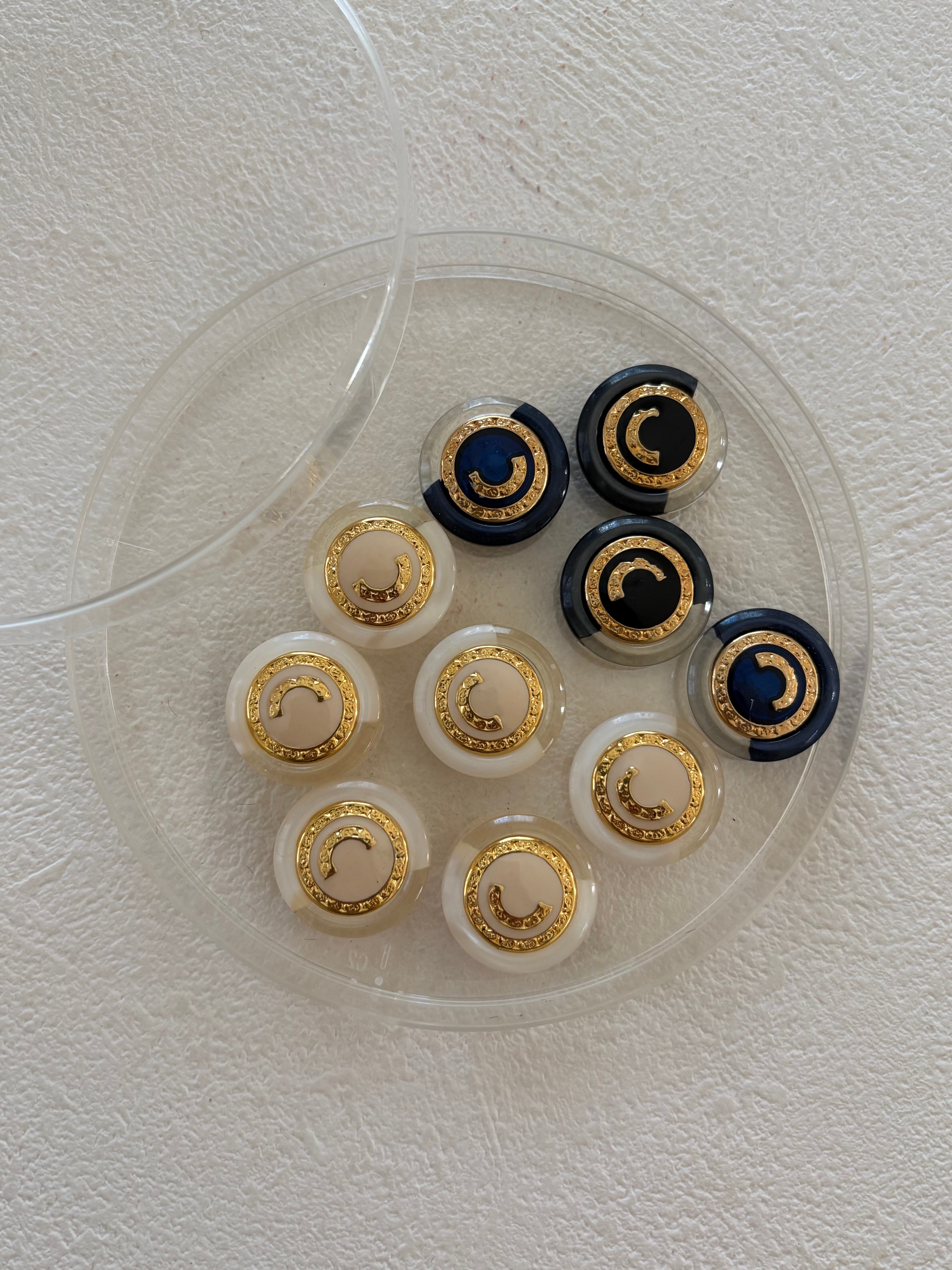 イタリアVintageボタン 17mm エレガント アイボリー/ネイビー/ブラック アクセサリーパーツ デコレーション材 カルトナージュ