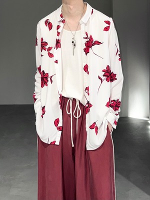 flower shirt / white × red