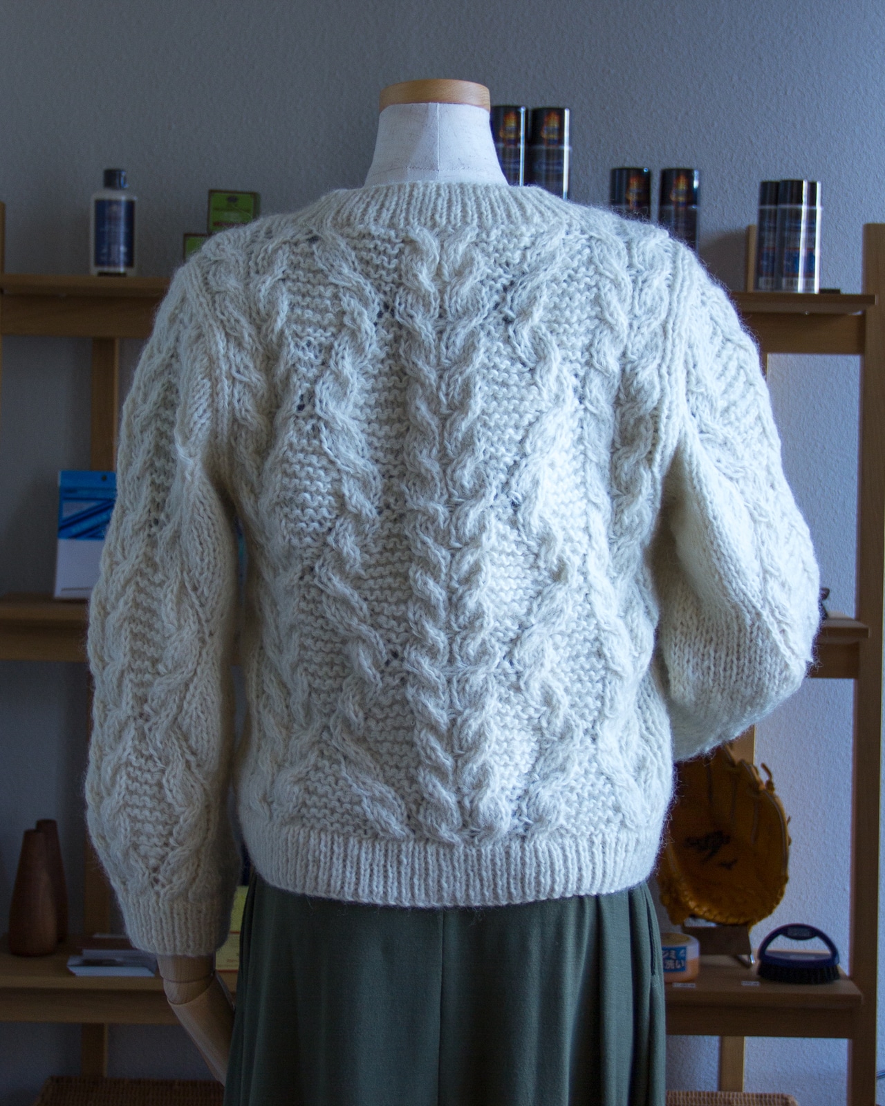 【10%OFF 送料無料！】HIMALAYAN CLIMBER’S HAND-KNIT｜手編みクルーセーター（レディース）