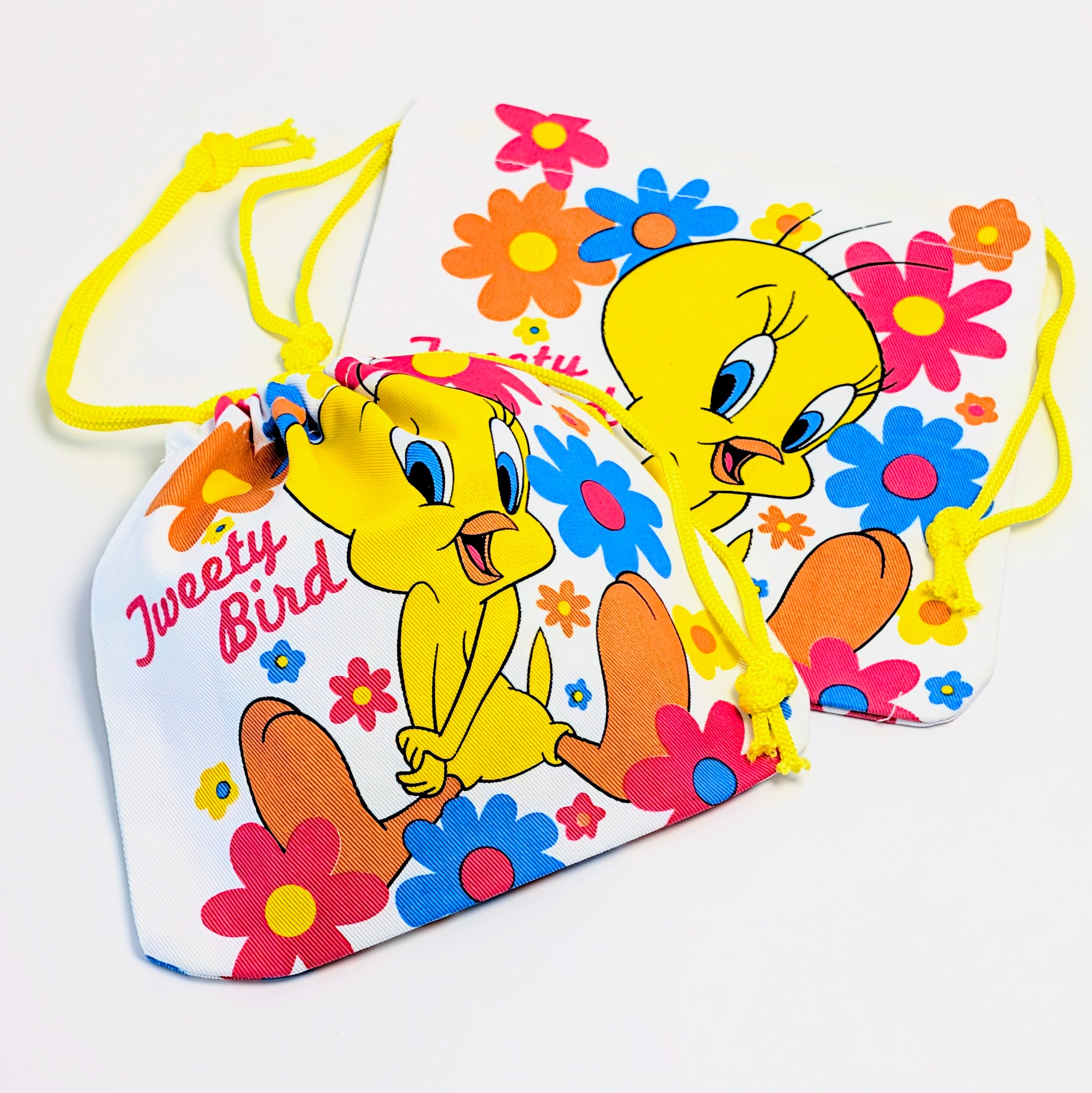 ✨️可愛すぎて何枚も欲しい♡✨️アメリカンキャラクターPURSE【 Looney Tunes(ルーニー・テューンズ)】 トゥイーティー / 巾着袋 〚アメリカン雑貨 アメトイ〛