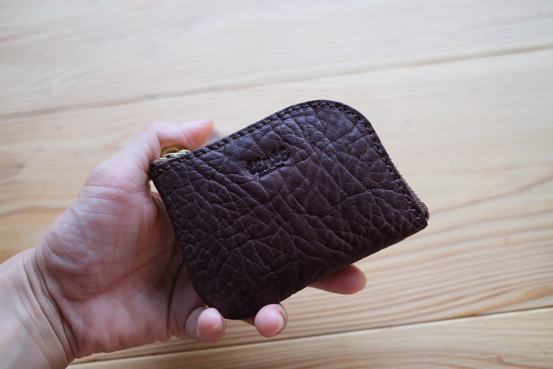 《即納》Lzip case【burgundy】