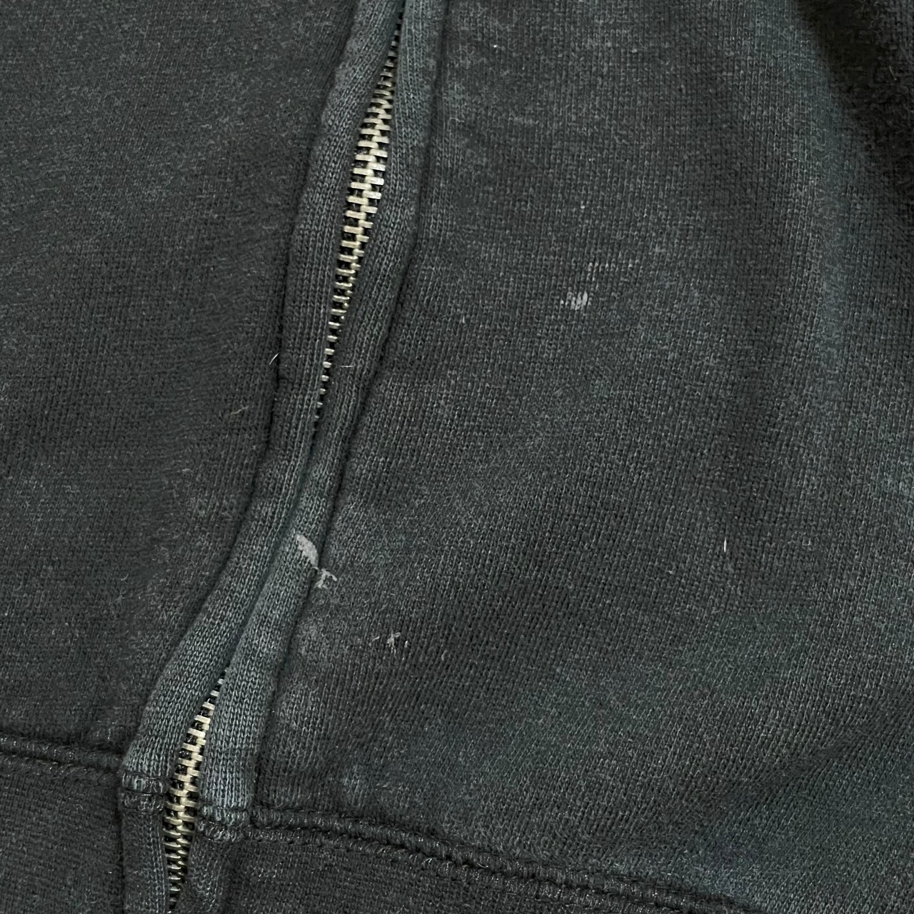 【VOLCOM】パーカー ジップアップ プリント フーディー スウェット hoodie ブラック L ボルコム スケボー スケート US古着