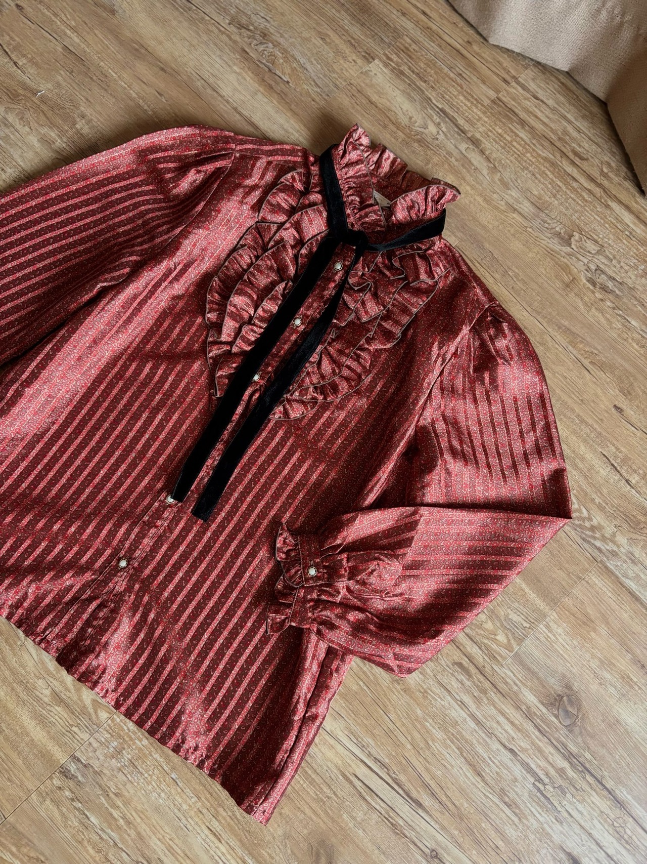 LELIC classical frill shirt-4999-9