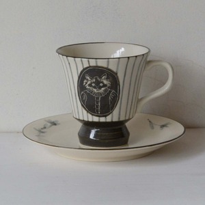 長﨑絢 カップ＆ソーサー 猫（25-002-B）