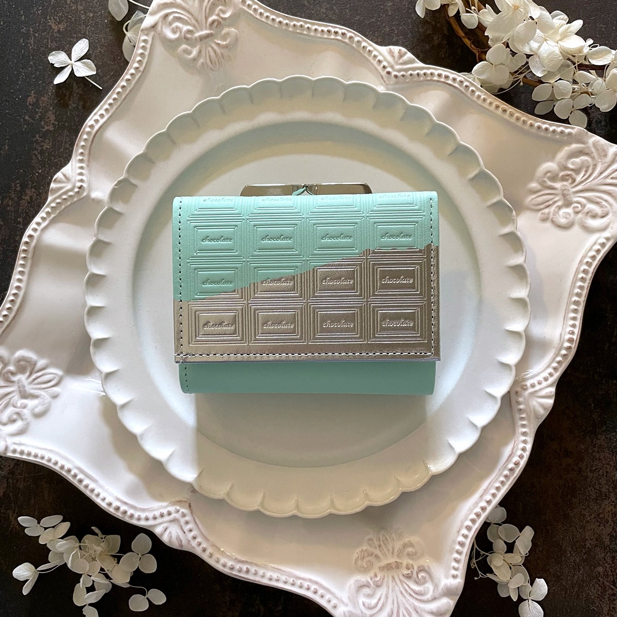 革のミントチョコ・三折財布（銀の包み紙） | キッサ・ティールームス 