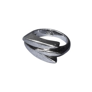 vintage heavy gauge silver " abstract " ring