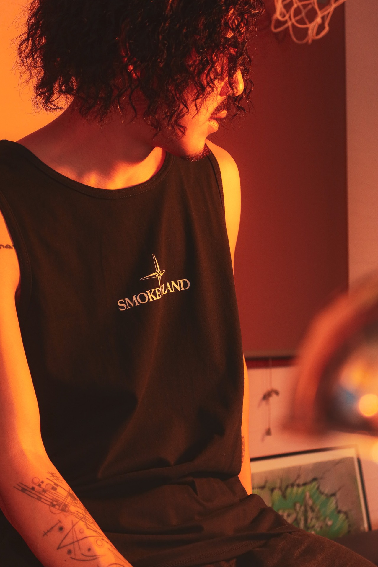 SMOKE ISLAND EASY FIT TANK TOP [BLACK]