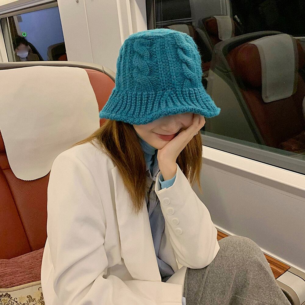 オータムウィンターニットブルー 帽子 秋物 冬物 ブラック・アイド・ピーズ849784837