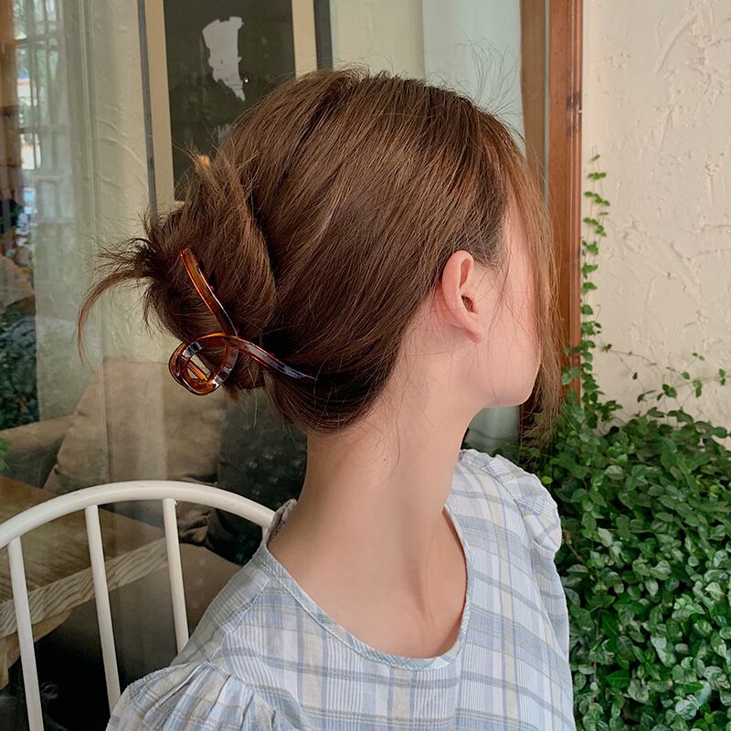 クロスヘアアクセサリー バックスタイルヘアピン ブラック・アイド・ピーズ43372941314