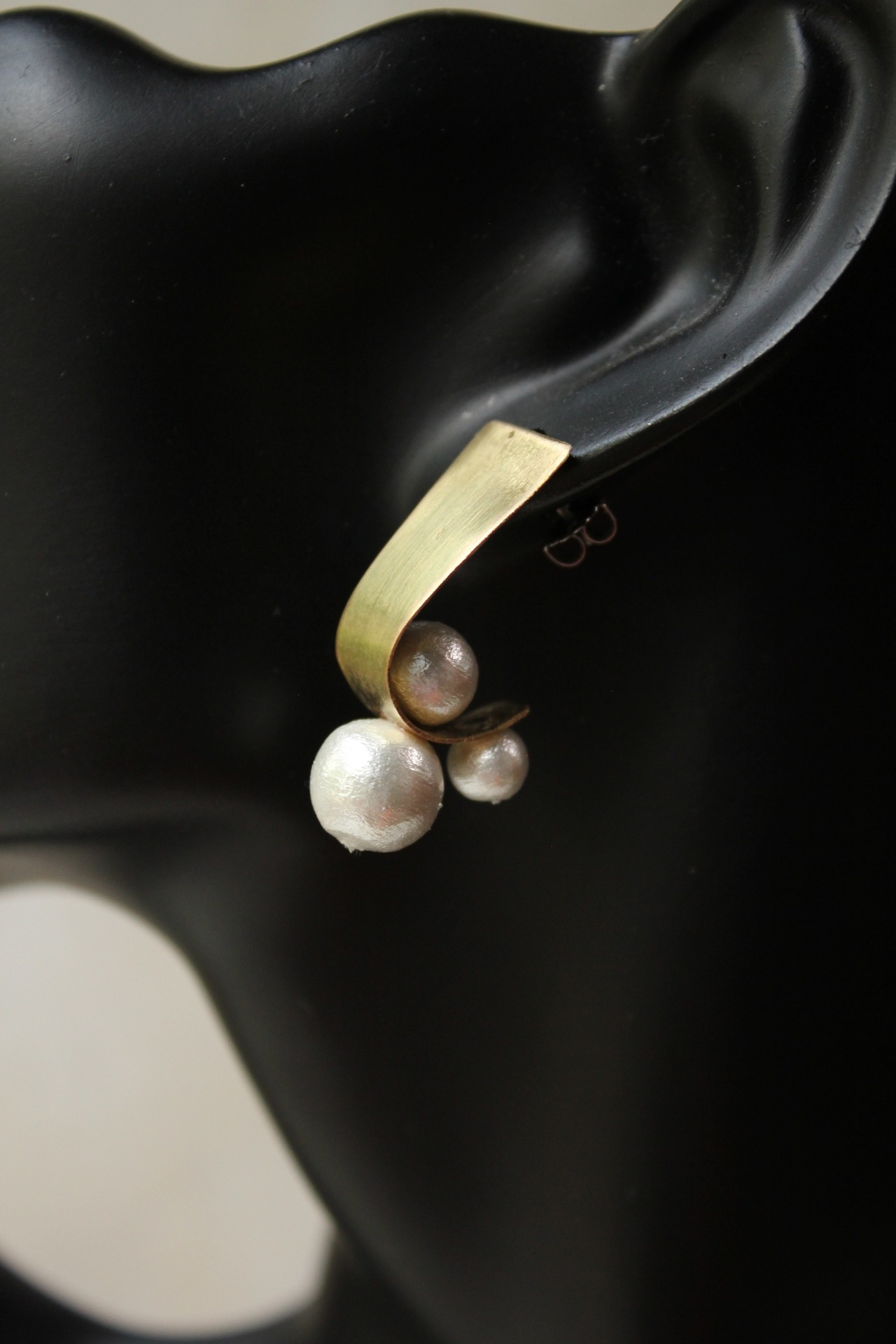 真鍮とコットンパールの大ぶりピアス＆イヤリング