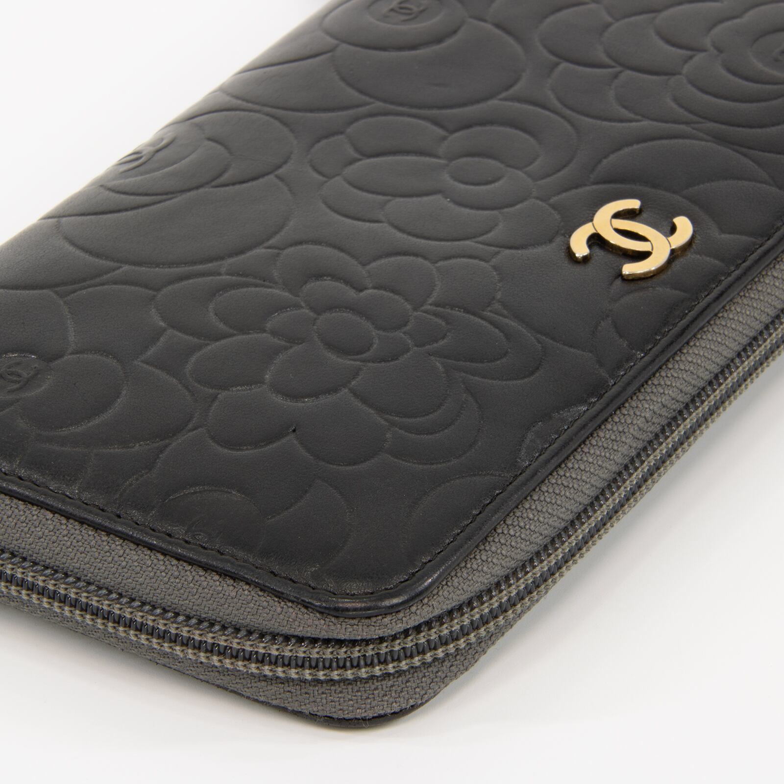 本物・送料無料・美品】シャネル・長財布・ラウンドファスナー