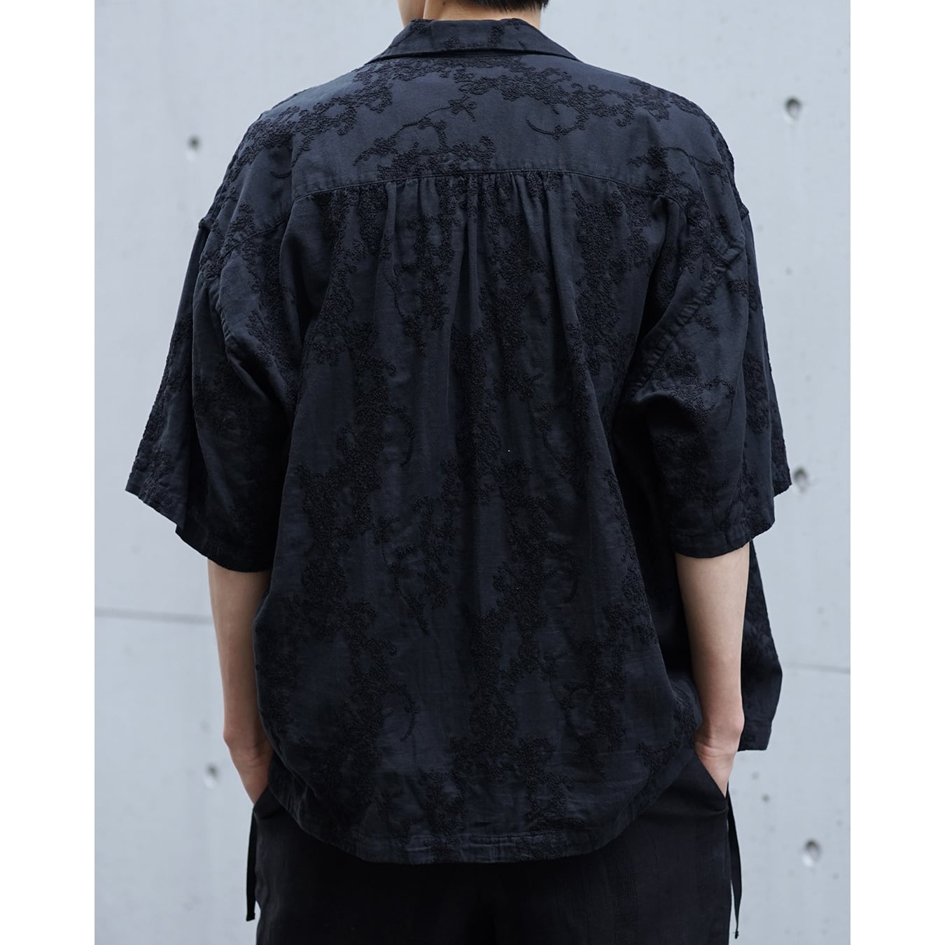 The Viridi-anne] (ザヴィリディアン) VI-3971-02 EMBROIDERED S/S