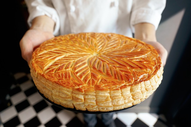 【冷凍配送】ガレット・デ・ロワ（21cm）