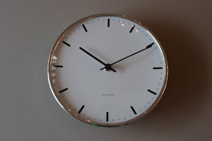 ARNE JACOBSEN（アルネヤコブセン） Wall Clock　21cm　 CityHall