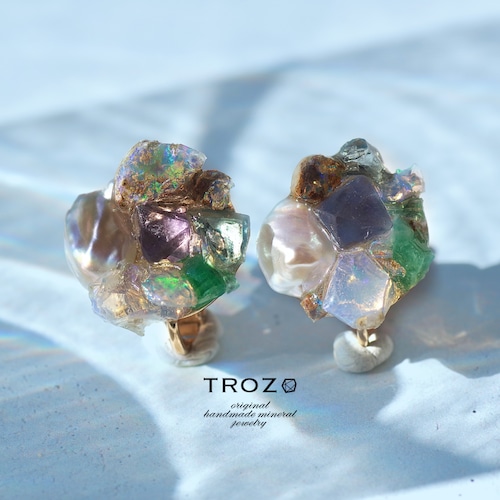 【097 Emerald Song Collection】 Integration Earring エメラルド × オパール × アクアマリン × パール × フローライト 鉱物原石 イヤリング 天然石 アクセサリー