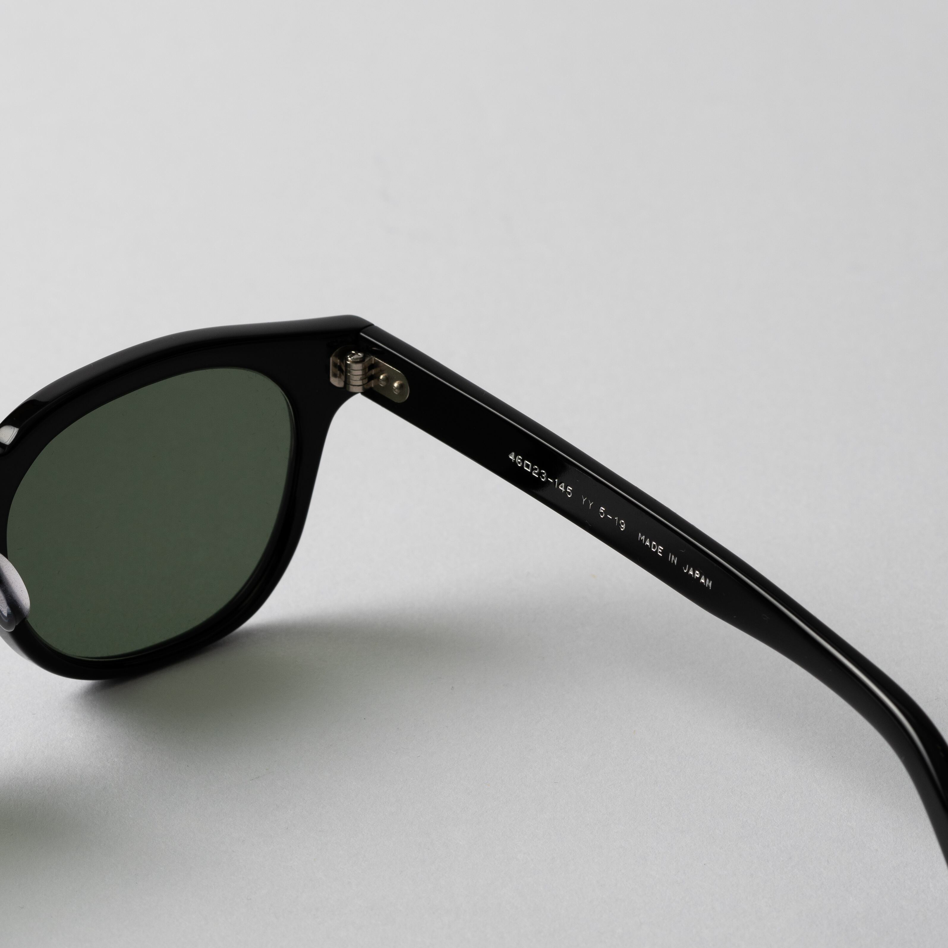 Yin Year YY 5-19 サングラス Yin Year YY 5-19 サングラス