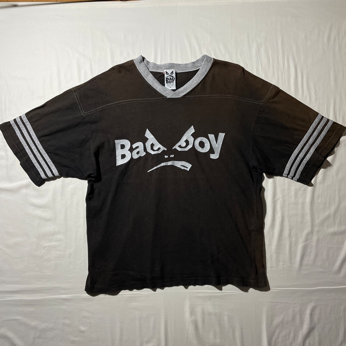 レア90s EU企画old badboy BIG Tシャツデッドストック