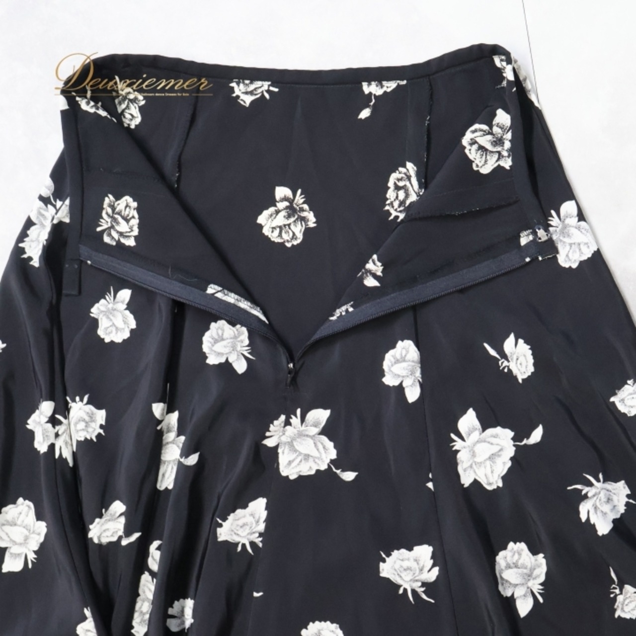 フラメンコ 衣装 ファルダ スカート ペチコート レッスン 黒 花柄 薔薇 軽い 薄い 練習着 重ね着 ダンス パーティ 発表会 フリル ボランテ ブラック系 グレイ系 ホワイト系 花柄スカート ロングスカート フラメンコダンス 練習用スカート おしゃれ フェミニン レッスン着 レディース
