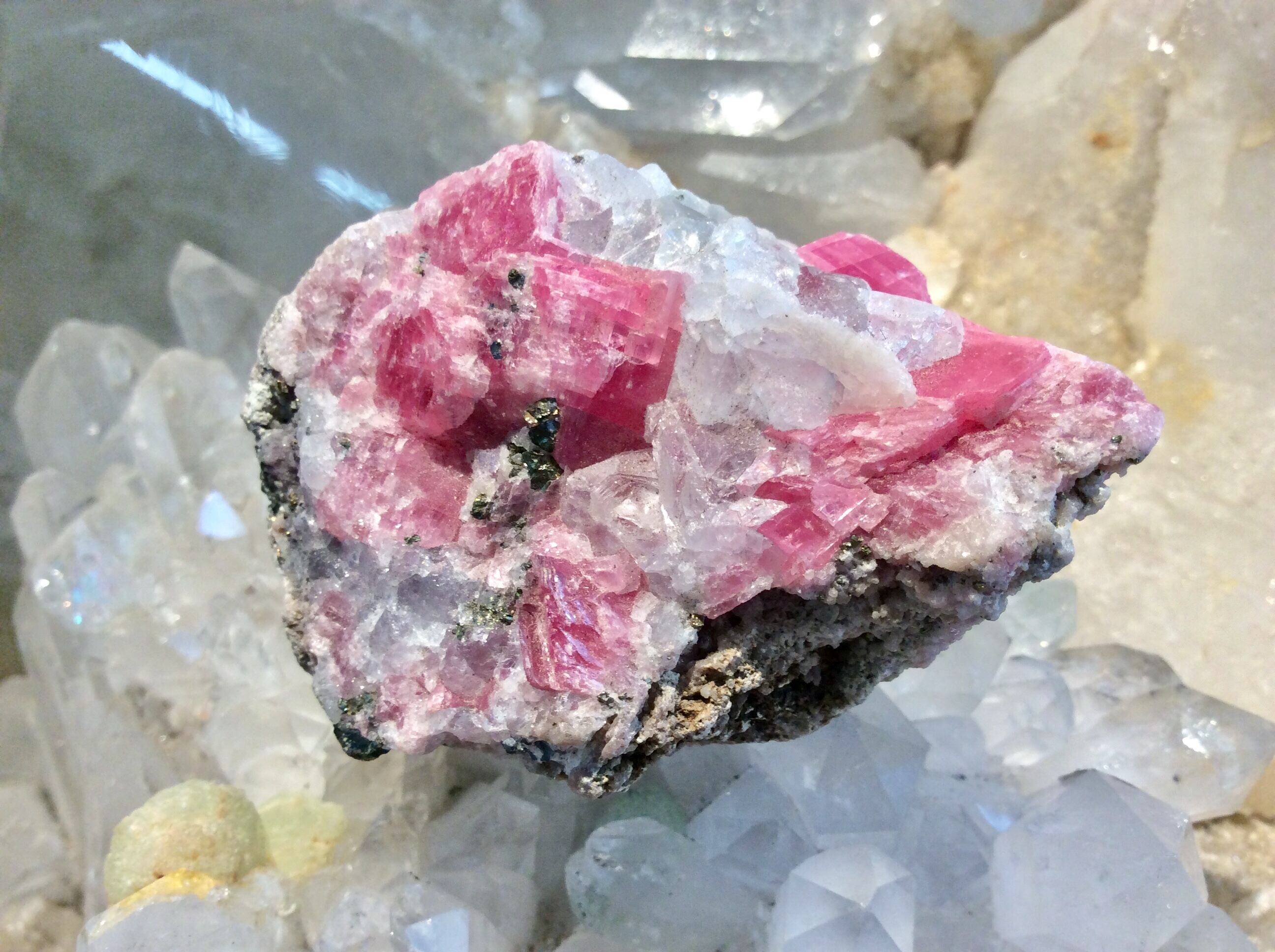 インカの薔薇!希少・インカローズ原石 中国産 001