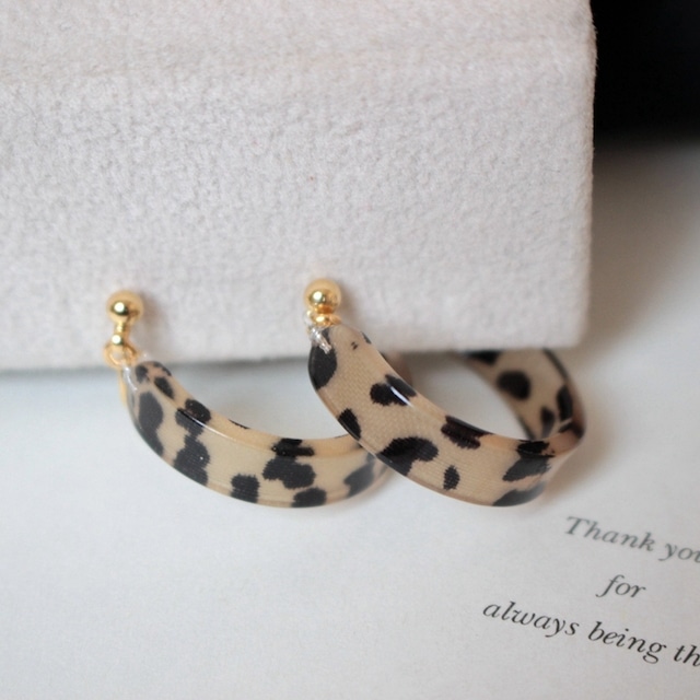 Leopard clear clip earring＊M-165