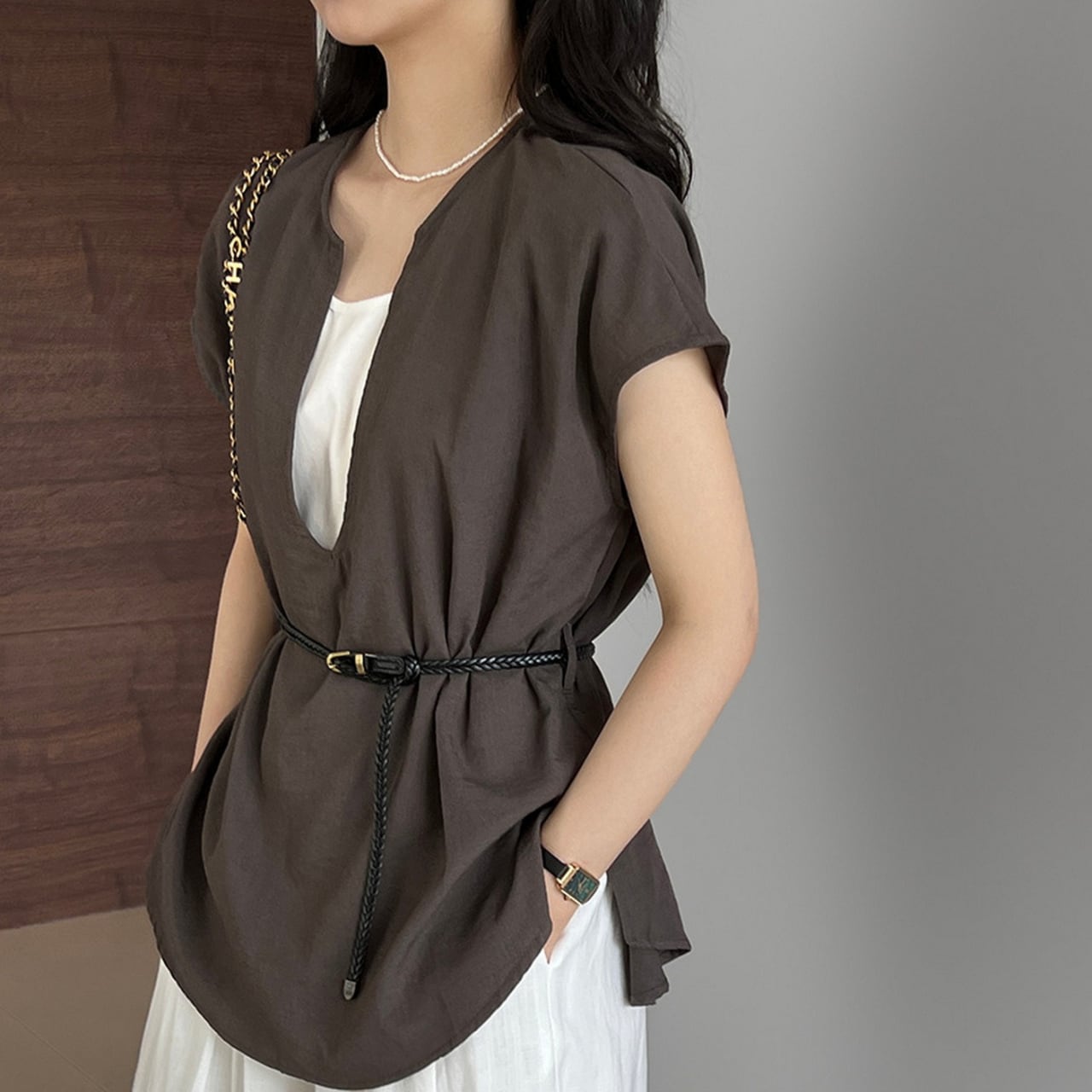 V-neck sleeveless blouse ◇3colors 2093