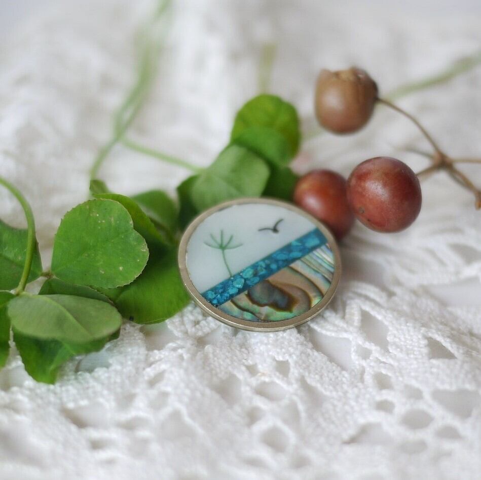 海のブローチ ペンダントトップ パウア貝 マザーオブパール スペイン