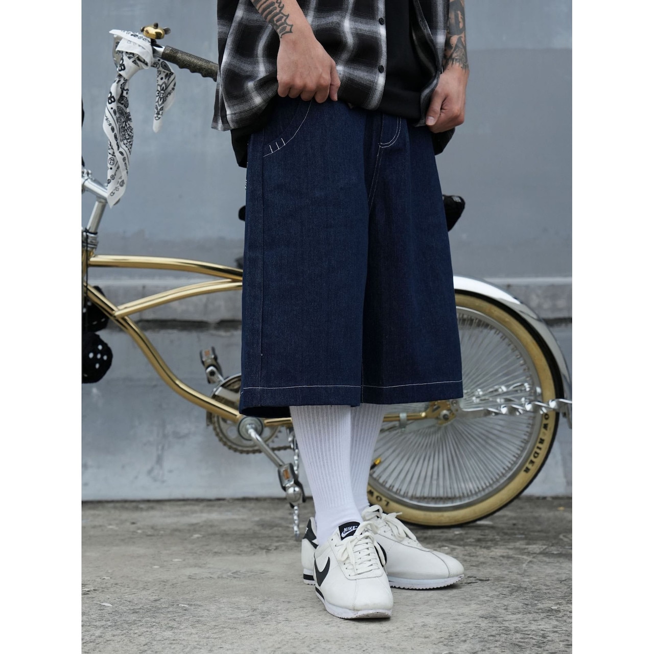 ストリート Chicano 刺繍レタリング ショーツ P138