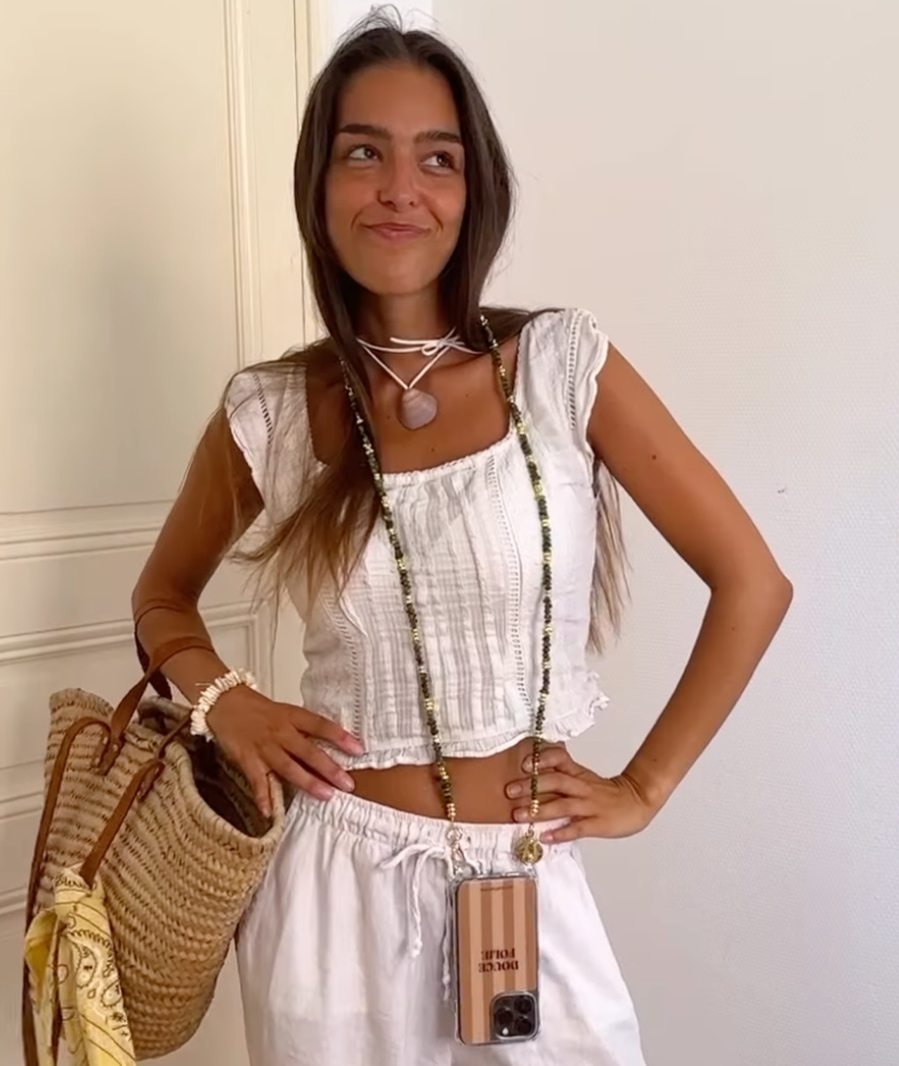 【Liviya Kaki リビヤ・カーキ 】120cm ラコックフランセーズ  フランス製 ハンドメイド スマホストラップ ネックレス パール スマホショルダー マルチカラー 金 La Coque Francaise