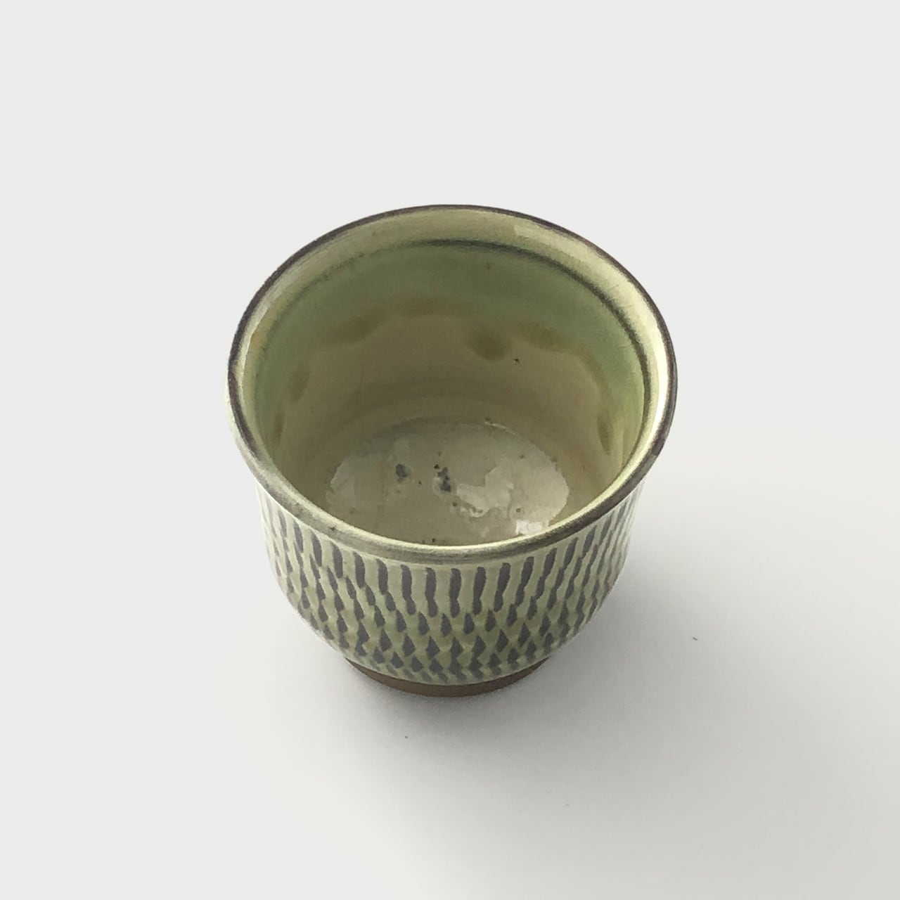 小鹿田焼 小袋窯 ぐい呑み(大) 飛びかんな 緑 高さ約6.5cm 陶器 和食器