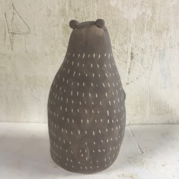 常滑焼 陶器オブジェ おっとりくまさん 大 | teshigotoya ねむの木の豆