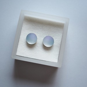 monotone L / ピアス