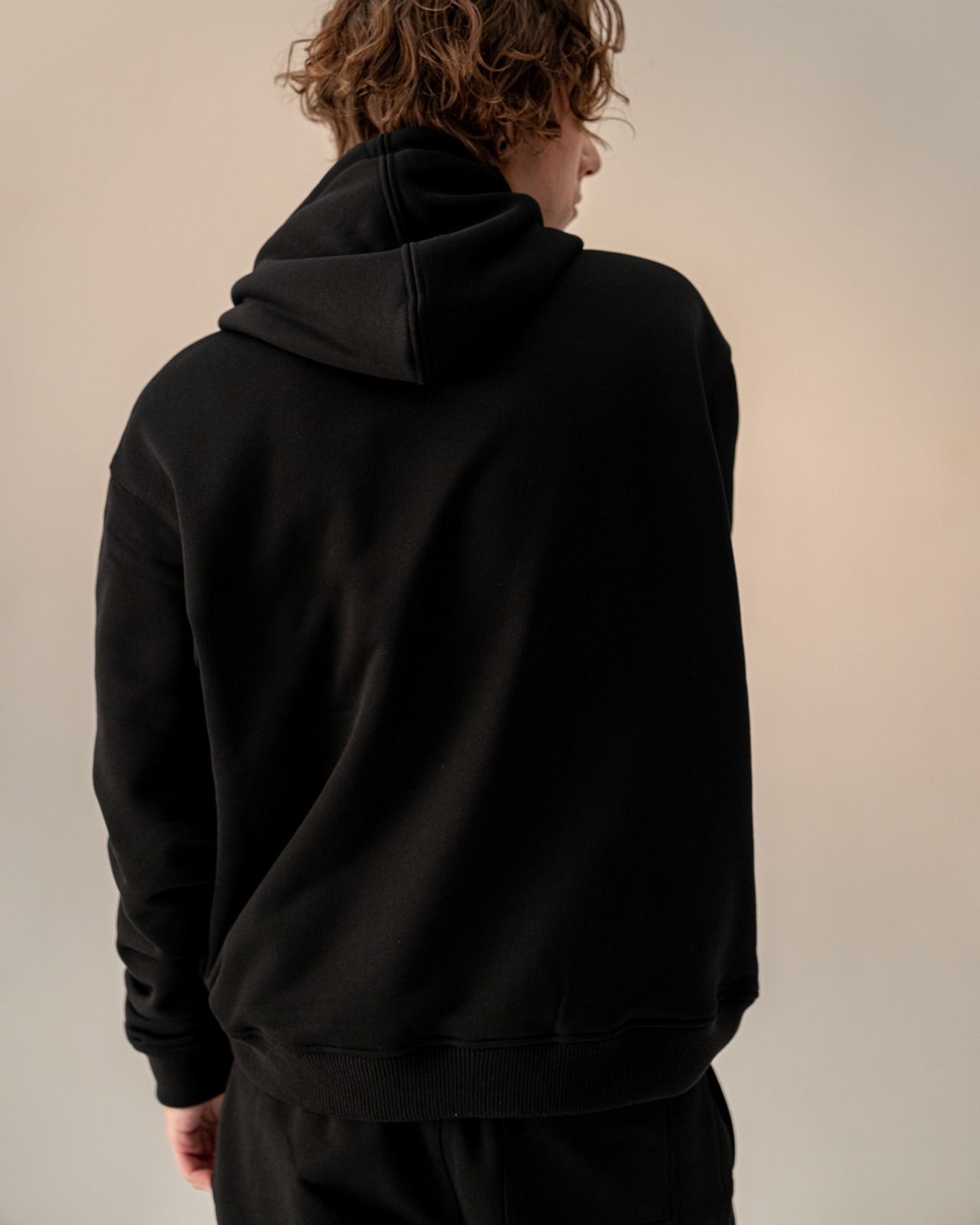 Hoodie ー Refined Collection