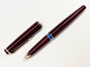 '60s　モンブラン Ｎｏ ２２ ボルドー　MONTBLANC No 22　（細字）　14K　　　　　02365