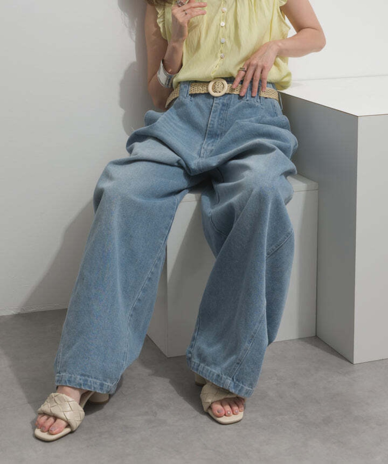 b421 ハイウエストベルトループデザインデニムパンツ blue
