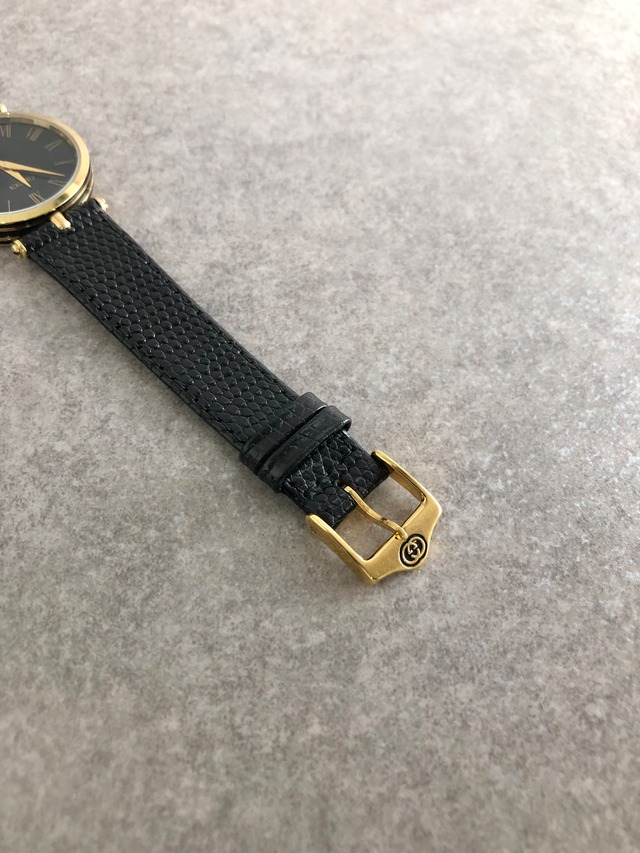 GUCCI グッチ 腕時計 ブラック ゴールド ローマ レザー クウォーツ vintage ヴィンテージ オールド b2b3v5