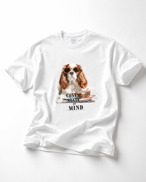 COASTAL STATE OF MIND（海辺の気分）キャバリアTシャツ